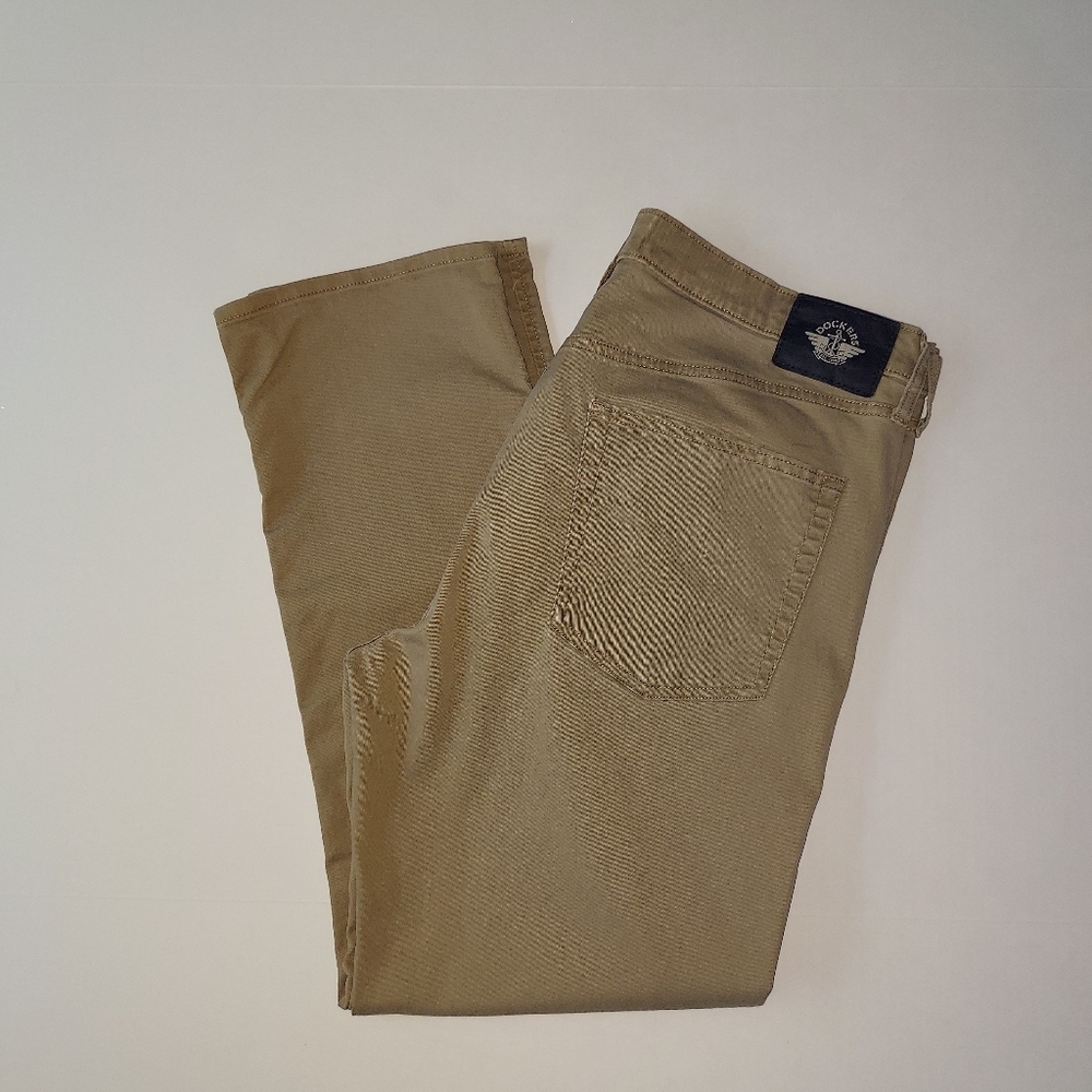 Dockers Mens Straight fit